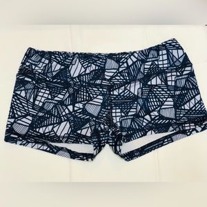 Fleo Shorts-Large